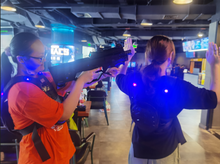 【圖8】愛心學校趣味照片