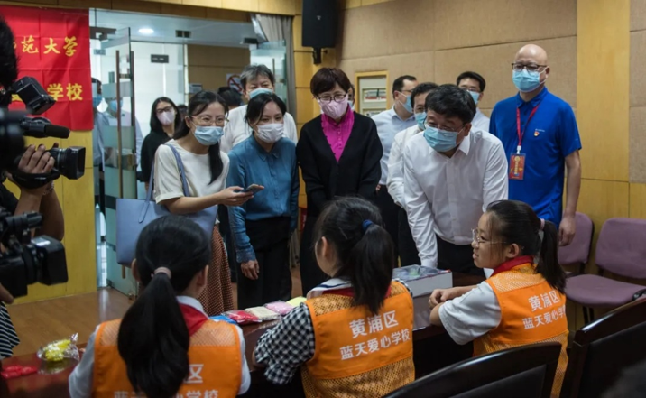 【圖6-3】上海副市長陳群調(diào)研照片